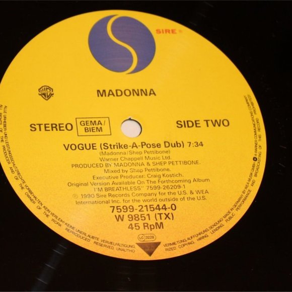 RARE Madonna Vogue 12" Record Maxi Single Vinyl w/ Rare Banned Poster - Picture 4 of 10